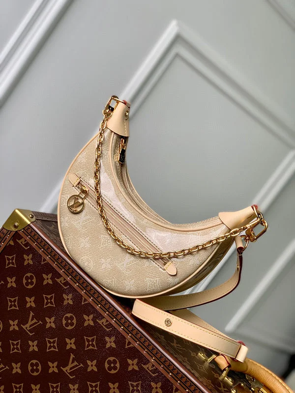 Louis Vuitton tote bags with a water - resistant coating for outdoor useLouis Vuitton Bags