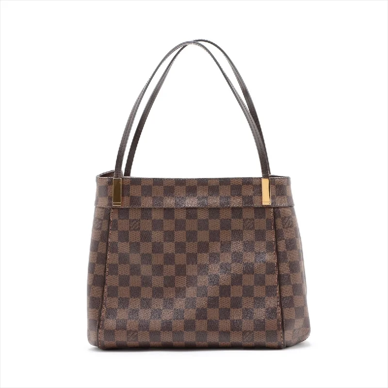 Ladies Louis Vuitton Petite Malle bags in a pastel color for a soft lookLouis Vuitton Damier Maribor PM N41215