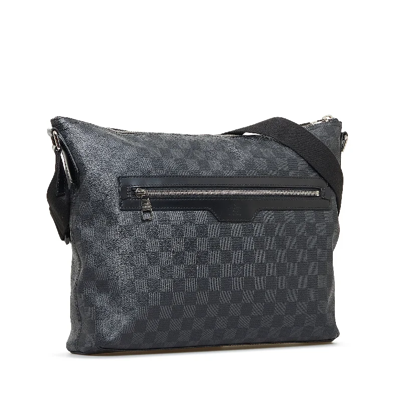 Louis Vuitton tote bags with a water - resistant coating for outdoor useLOUIS VUITTON Damier Graphite Mick MM Crossbody Bag