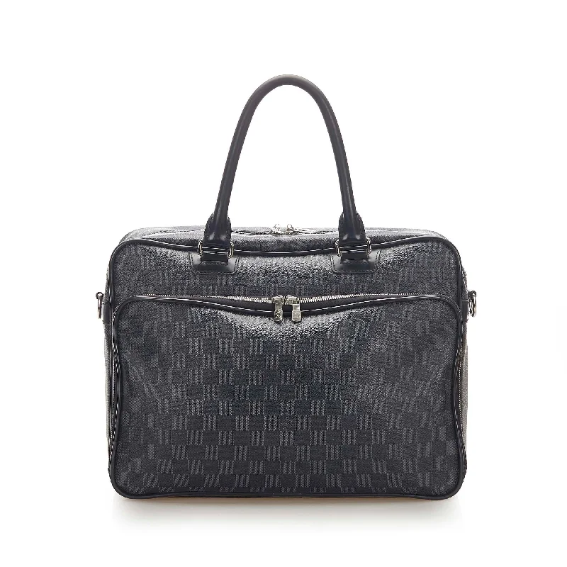 Ladies Louis Vuitton Capucines bags with a detachable shoulder strapLouis Vuitton Damier Graphite Icare Laptop Bag (SHG-31702)