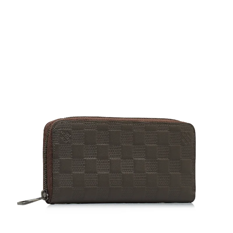 Louis Vuitton bags with a detachable mobile phone holder for convenienceLOUIS VUITTON Damier Infini Zippy Wallet Small Wallets