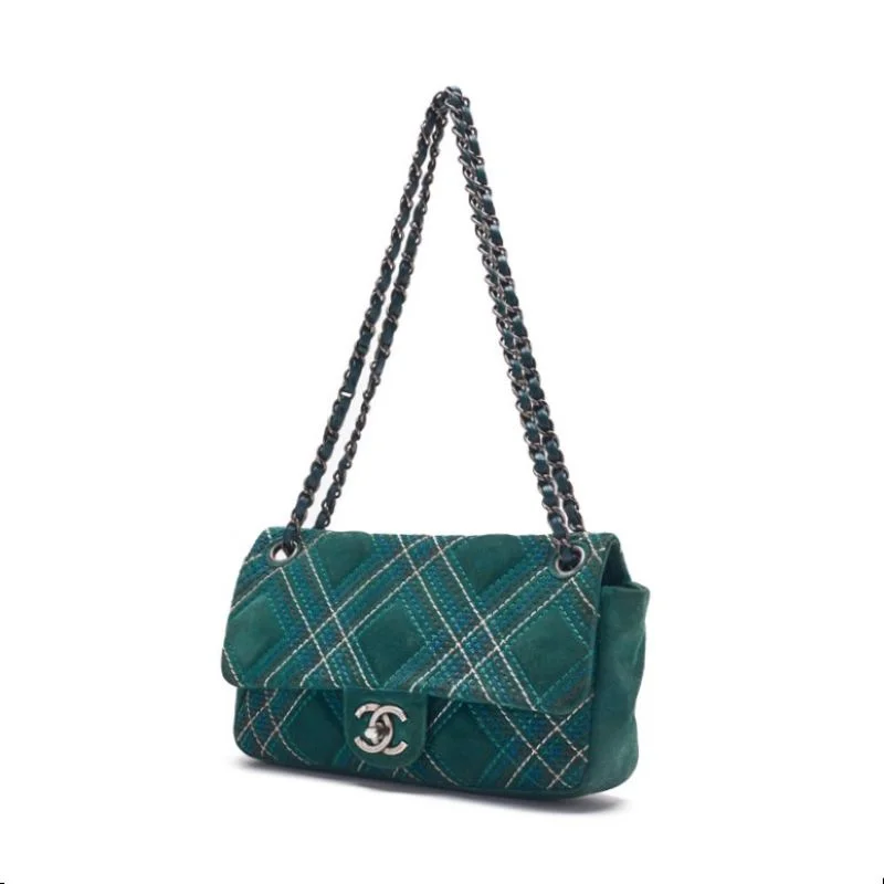 Chanel Designer Handbag with Unique DesignCHANEL CHANEL Wild Stitch Chain Shoulder Swede Green (Silver G ) Shoulder Bag Mini Shoulder Bag  Bag Hybrid 【 Ship】 Netherlands Online