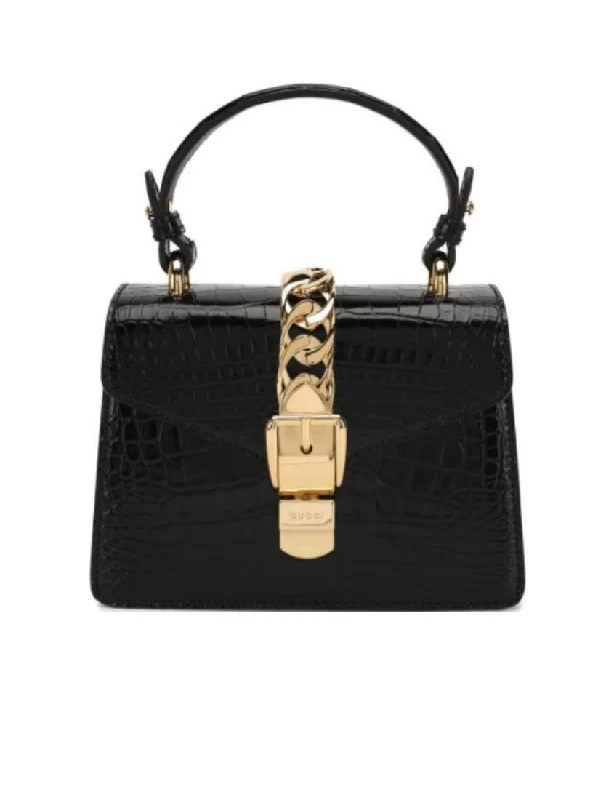 Women Gucci bags with a chain - link trim and a leather bodyGucci Logo Chain Shoulder Bag