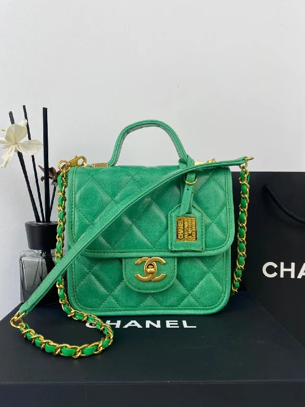 Chanel Lightweight Handbag for Daily ErrandsNew Bag Chanel  420