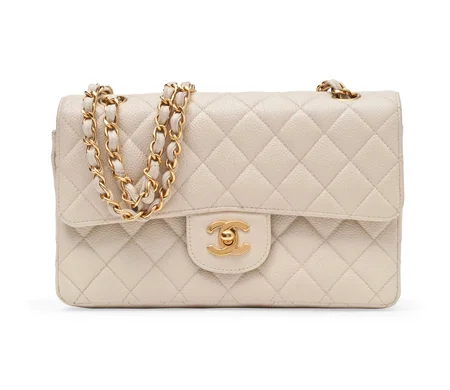 Chanel Lightweight Handbag for Daily ErrandsChanel Double Flap Medium Bag