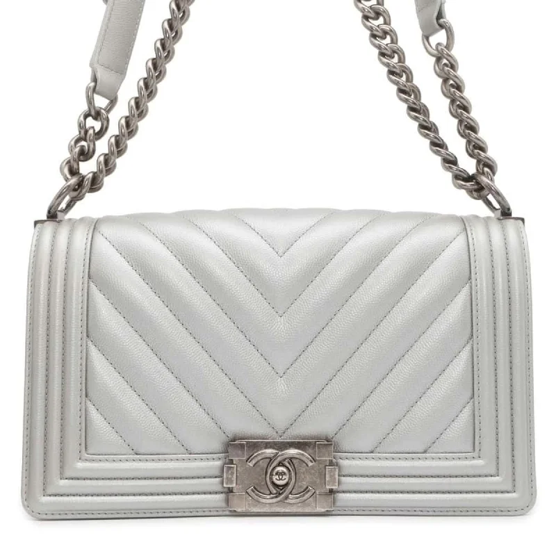 Chanel Luxury Handbag for High - End EventsChanel Chain Shoulder Bag Boy Chevron Caviar Skin A67086 CHANEL V Stitch Women's