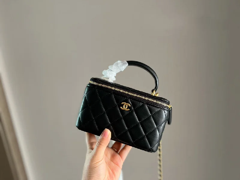 Chanel New Arrival Handbag with Gold HardwareNew Arrival Bags Chanel  321