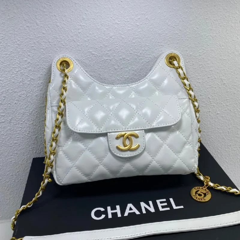 Chanel Lightweight Handbag for Daily ErrandsNew Bag Chanel  443