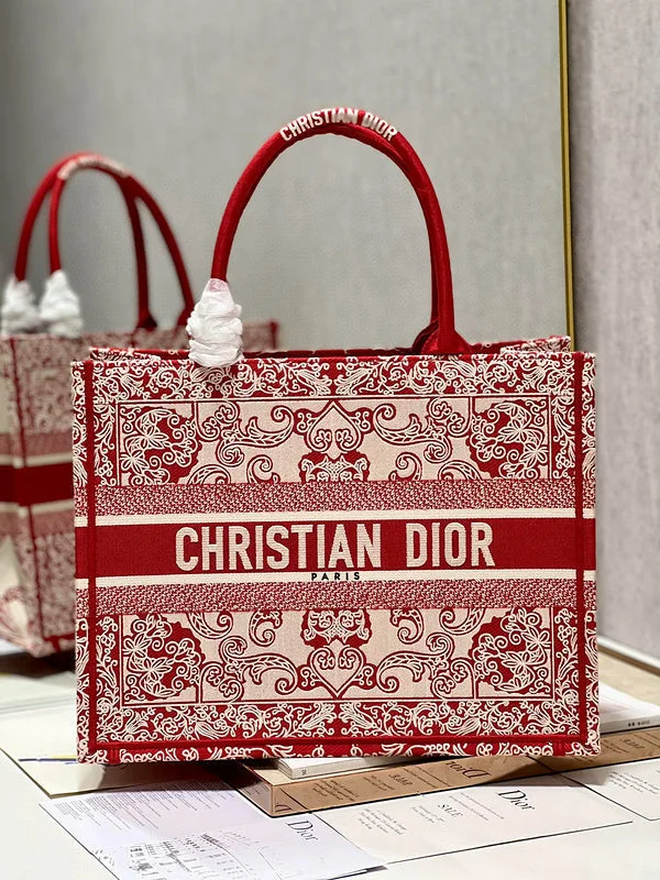 Christian Dior handbags with a removable shoulder strap for versatilityChristian Dior Bags - 1781