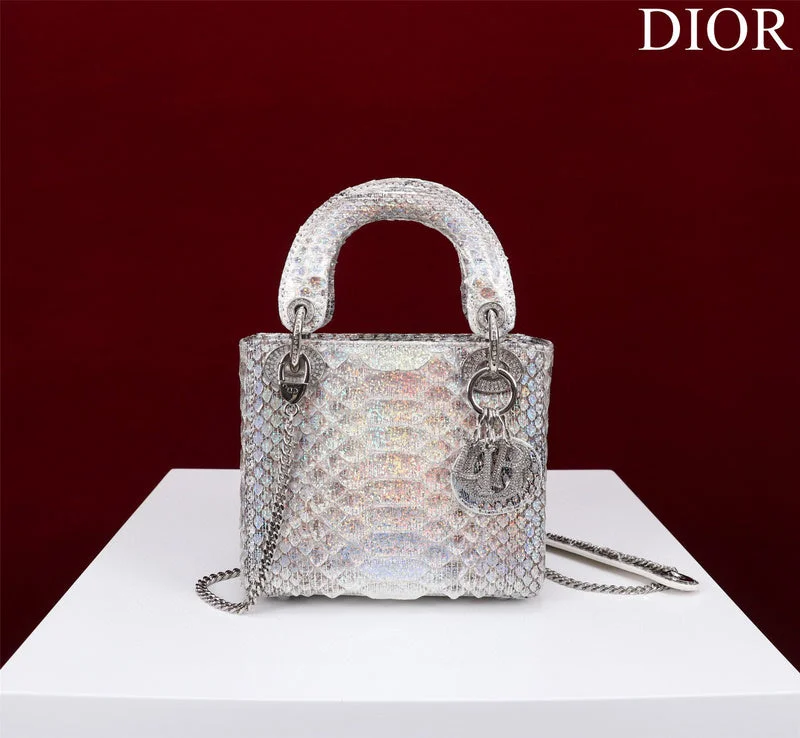 Christian Dior Saddle bags with a studded trim for a bold lookChristian Dior Bags - 2366