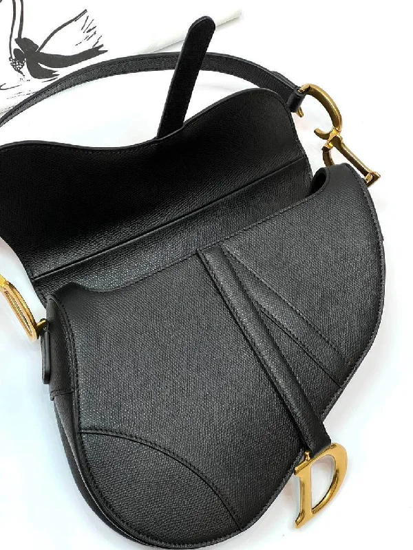 Trendsetting Christian Dior crossbody bags with a colorful strapDior SADDLE Bag black WITH STRAP