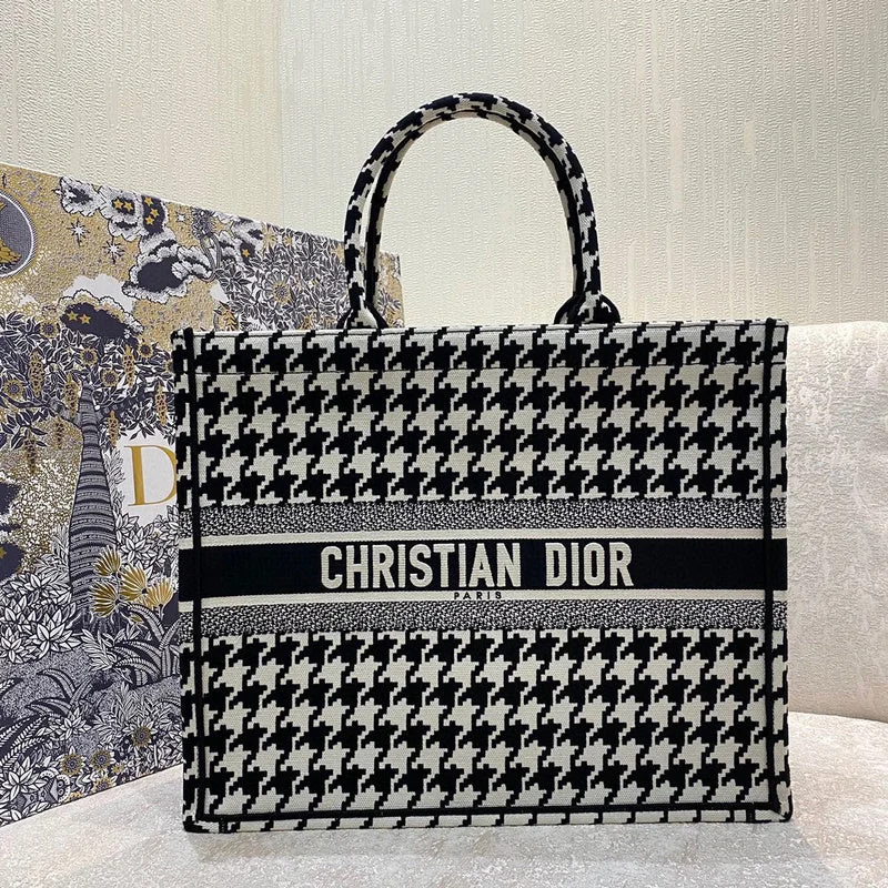 Christian Dior handbags with a detachable mirror for on - the - go touch - upsmakbags - Dior Bags - 4538