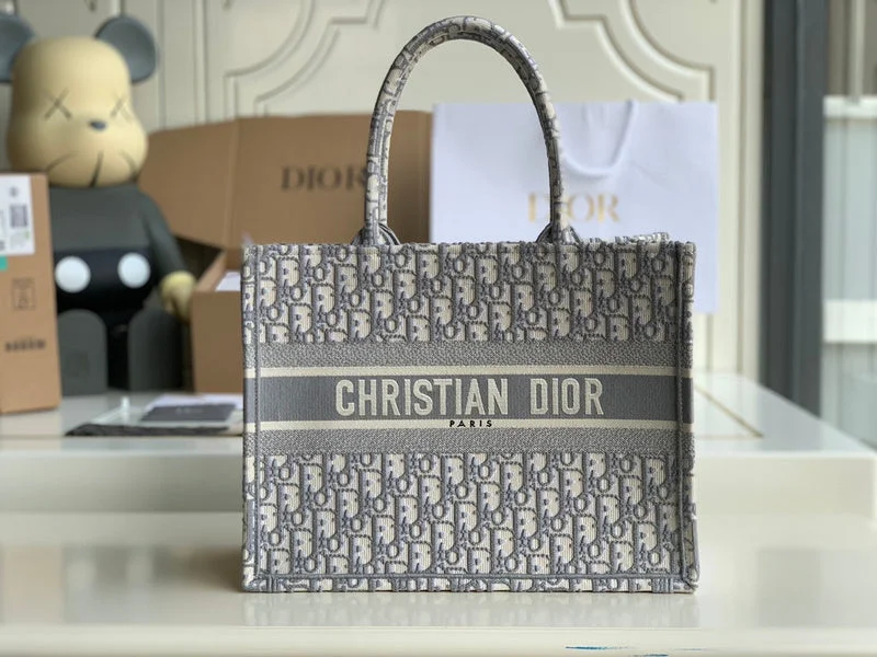 Christian Dior bags with a quilted pattern and gold - toned hardwareWF - Dior Bags - 438